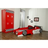 Formel 1 Bett in Rot im Set mit passendem Kleinderschrank im Kinderzimmer